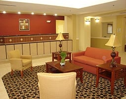 La Quinta Inn & Suites - 