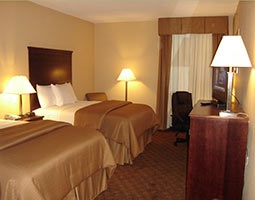 La Quinta Inn & Suites - 