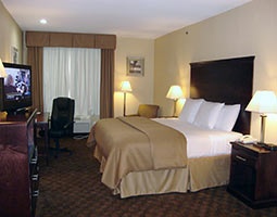 La Quinta Inn & Suites - 
