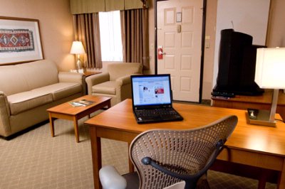 Scottsdale Thunderbird Suites Hotel - Living Room