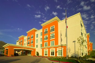Embassy Suites Valencia - 
