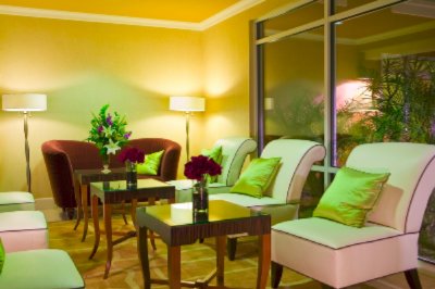 Embassy Suites Valencia - 