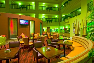 Embassy Suites Valencia - 