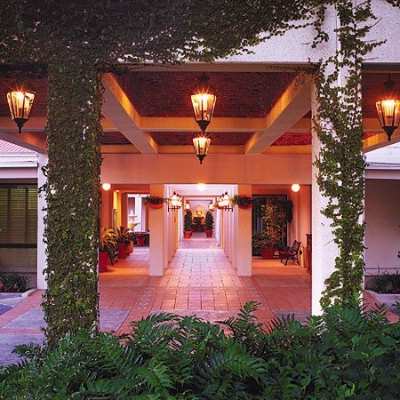 Marriott Plaza San Antonio - Hotel Entrance