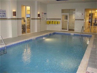 Holiday Inn Airport & Fair / Expo Center - 