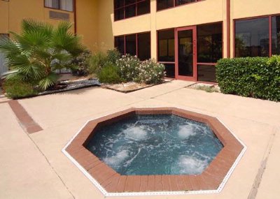 Quality Inn Conference Center - Hot Tub
