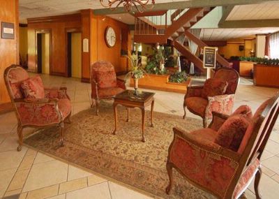Quality Inn Conference Center - Lobby