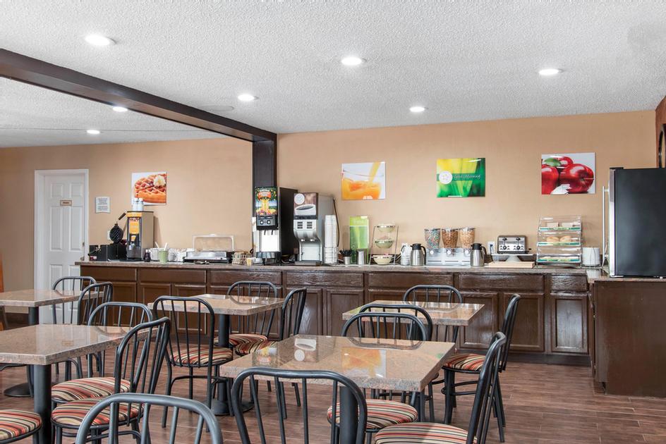 Breakfast/meeting Room