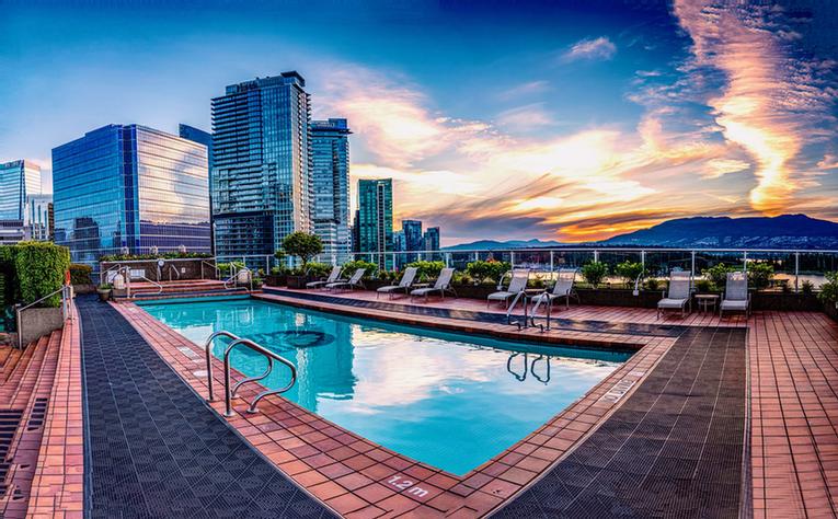 8th Floor Pool Deck
