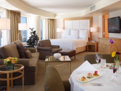 Luxury Pacific Suite