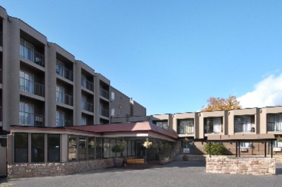 Ramada Victoria - Exterior