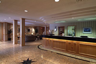 Ramada Victoria - Lobby