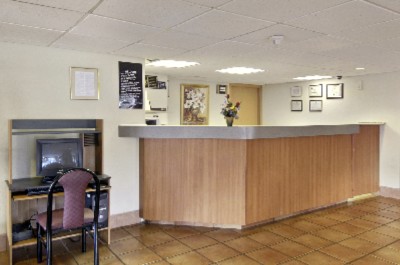 Super 8 at Market Commons - Front Desk And Business Area