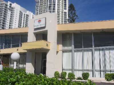 Golden Nugget Beach Club - 