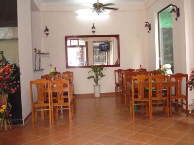 Hue Holiday Hotel - 
