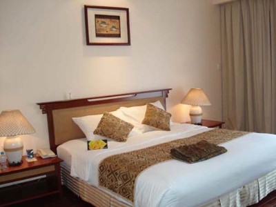 Hue Holiday Hotel - 