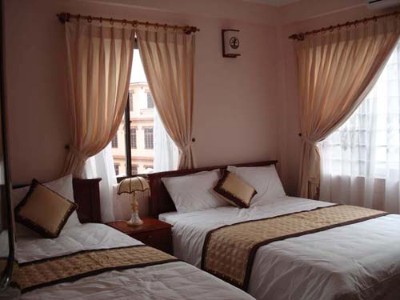 Hue Holiday Hotel - 