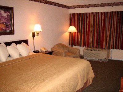 Quality Inn & Conference Center - Roon