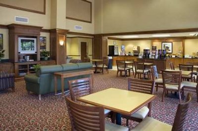 Hampton Inn & Suites Frederick Fort Detrick - Breakfast Room
