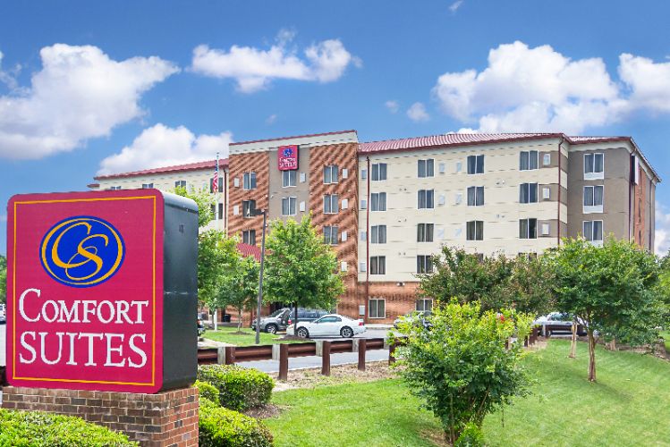 Comfort Suites Glen Allen - 