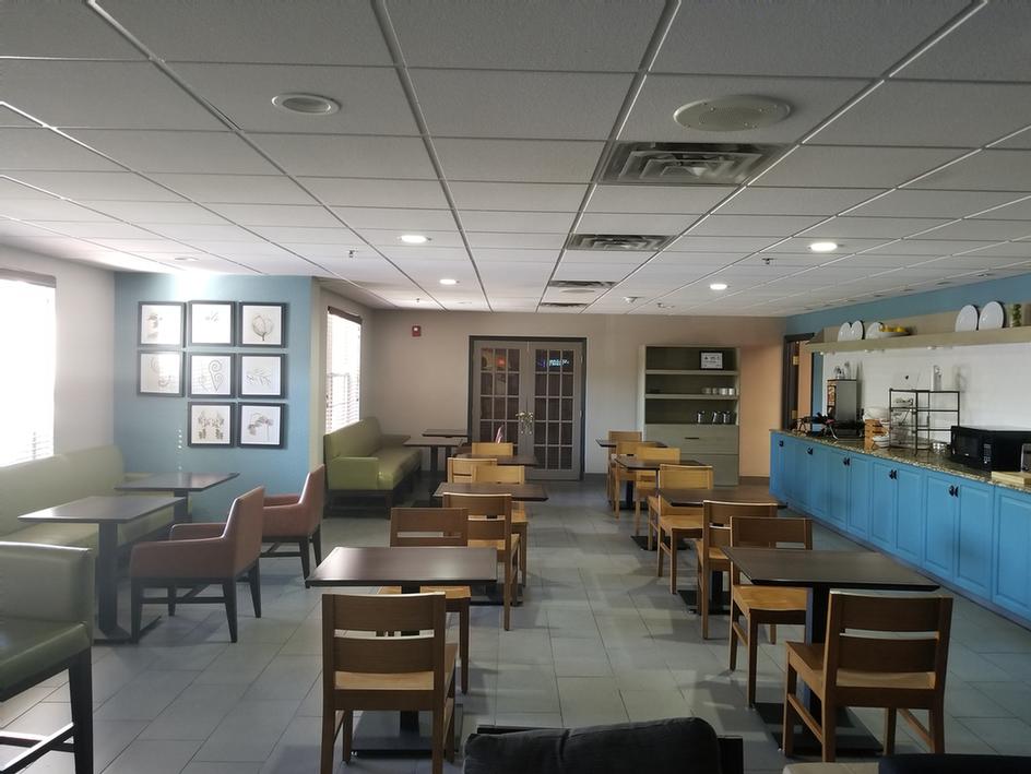 Cozy And Inviting Lobby