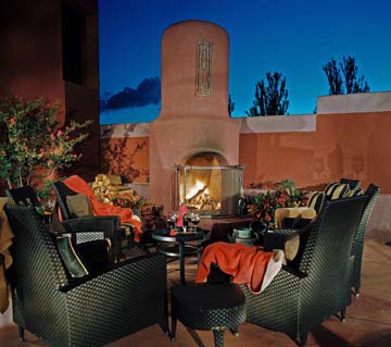 Cozy Poolside Fireplace 