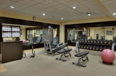 Hilton Woodcliff Lake - Free Weight Room