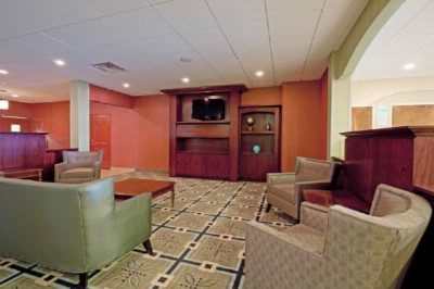 Holiday Inn - 