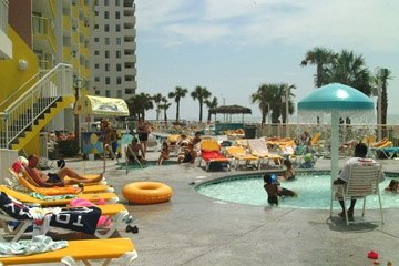 Bay Watch Resort & Conference Center - 600 Foot Pool Deck