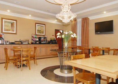 Sleep Inn & Suites - Breakfast Area