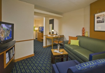 Fairfield Inn & Suites by Marriott - 