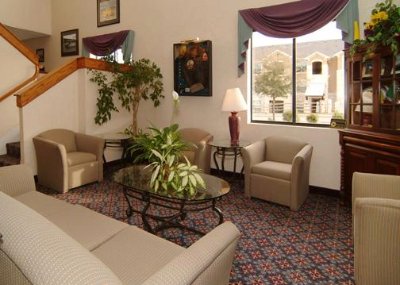Speedway Sleep Inn & Suites - Spacious Lobby Area