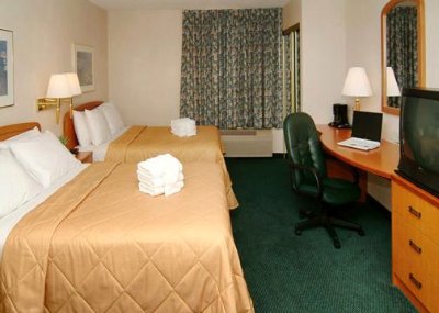 Speedway Sleep Inn & Suites - Spacious Queen/queen Rooms