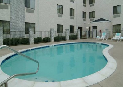 Speedway Sleep Inn & Suites - Out Door Pool