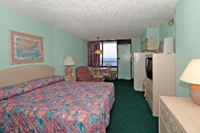 Palm Plaza Oceanfront Resort - King Oceanfront Room