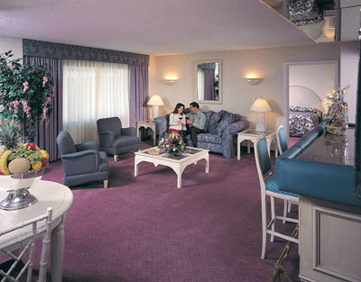 Golden Phoenix Hotel & Casino - 