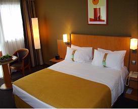 Hotel Holiday Inn Calais - Double Bed Guest Room