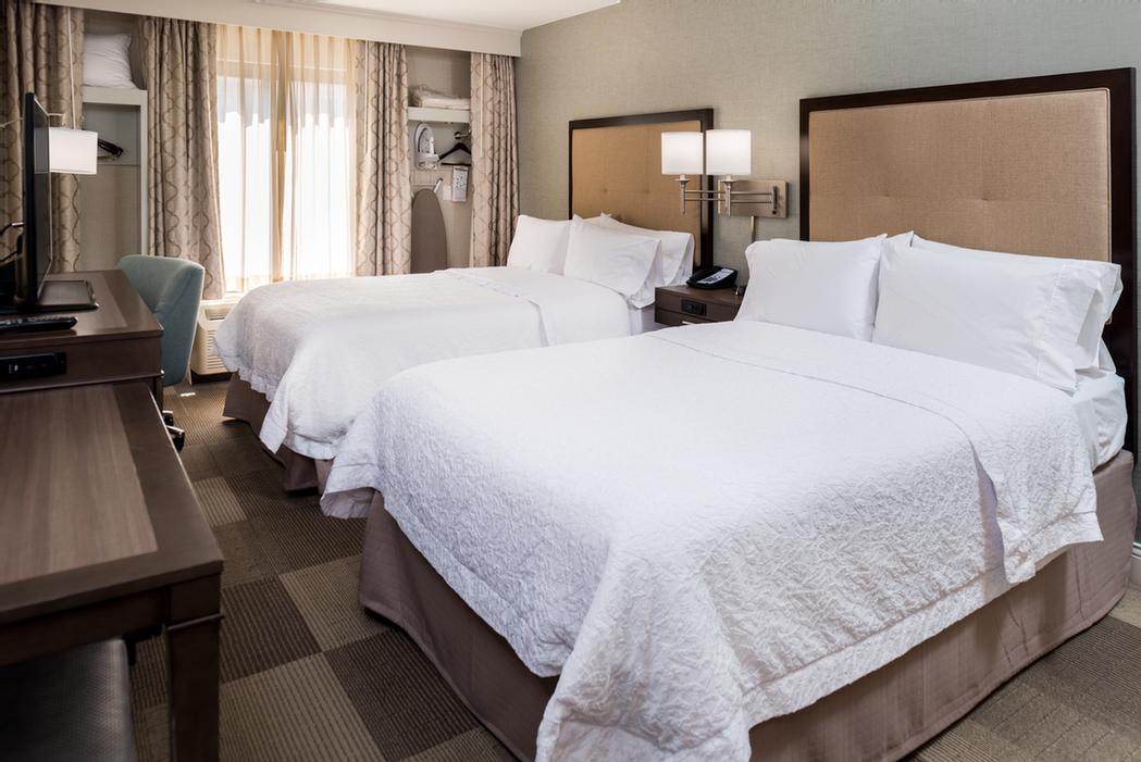 Hampton Inn - Double Bed Room