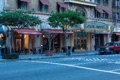 Cecil Hotel - 
