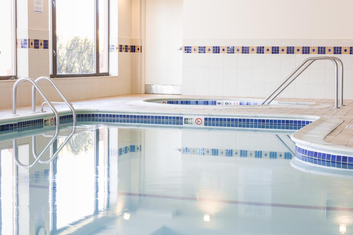 Holiday Inn Manchester Airport - 