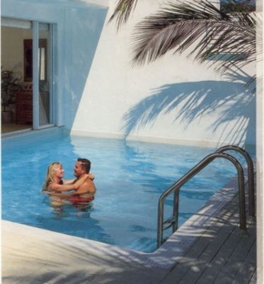 Pavilions & Pools Hotel - 