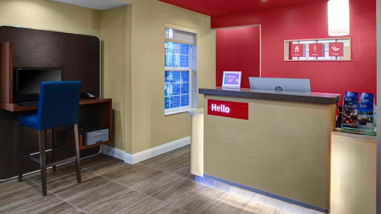 Towneplace Suites Marriott - Pet Friendly Hotel! Bring Your Furry Friend Along For The Ride...