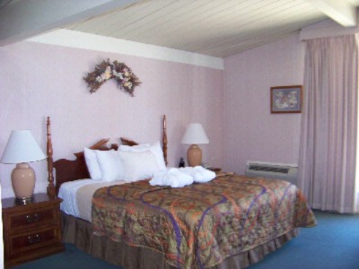 Laguna Reef Inn - 