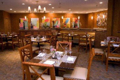 Doubletree Hotel St. Louis at Westport - Copperfields Restaurant
