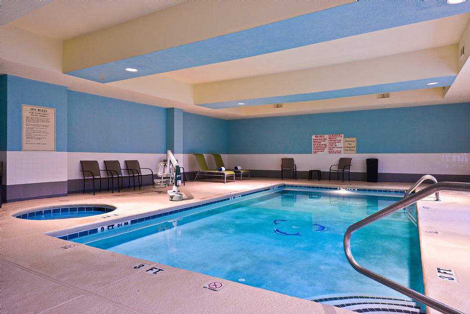 Best Western Bradbury Suites - 