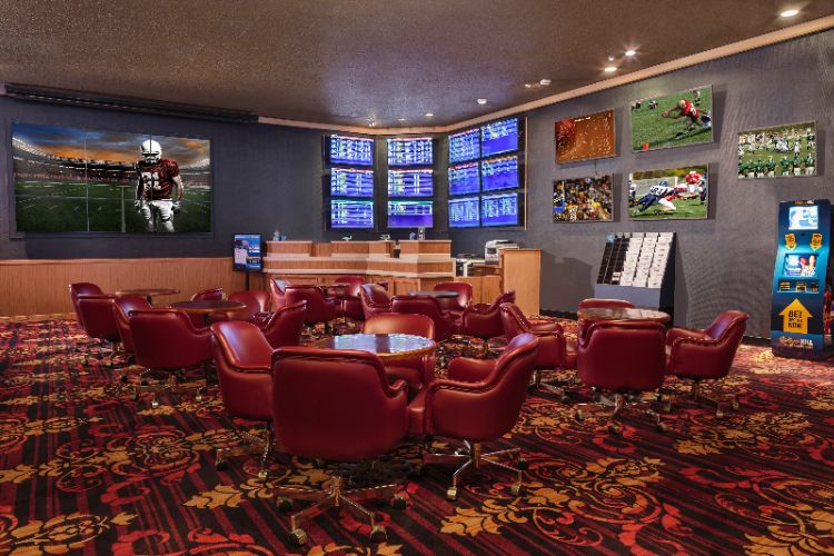 Red Lion Hotel & Casino - 