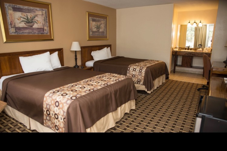 America's Best Value Inn Florence - Double Bedroom - Two Twin Size Beds
