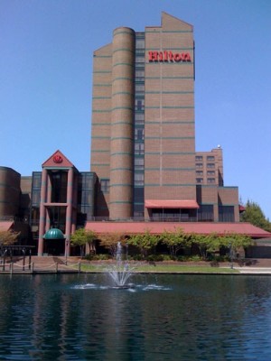 Hilton Charlotte University Place - Hotel Lakeview