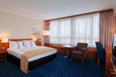 Holiday Inn Cologne Bonn Airport - Standard Twin Room