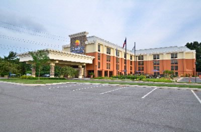Hampton Inn - 